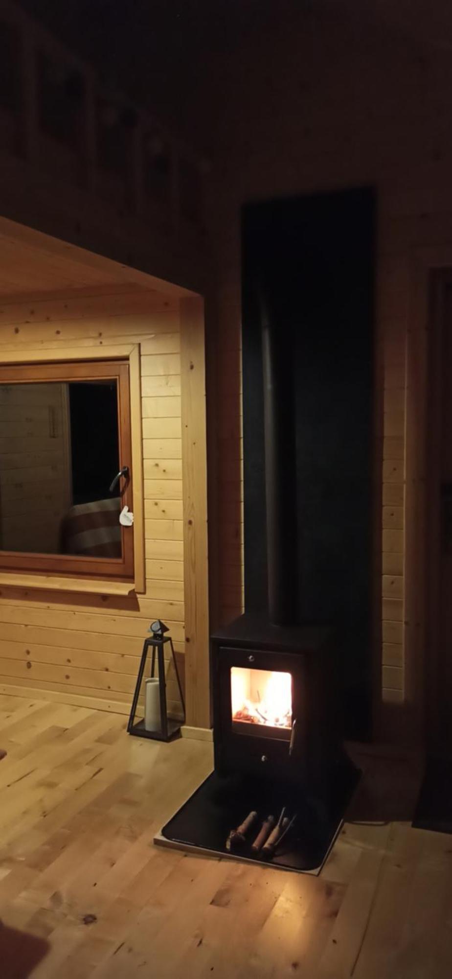Survivalowa Chata W Lesie Bukowsko Extérieur photo